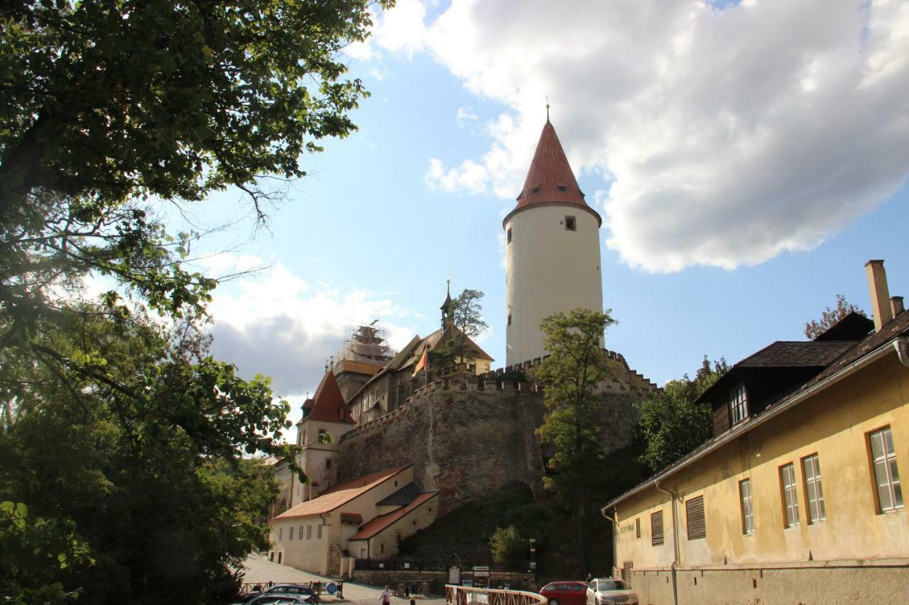 Luxury Studio In The Heart Of Beroun Bagian luar foto